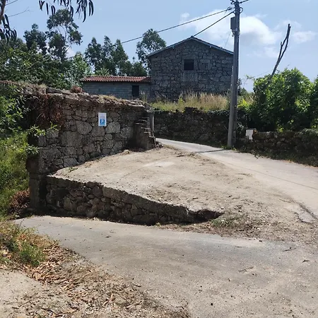 Cantinho Da Pereira Nyaraló Lugar